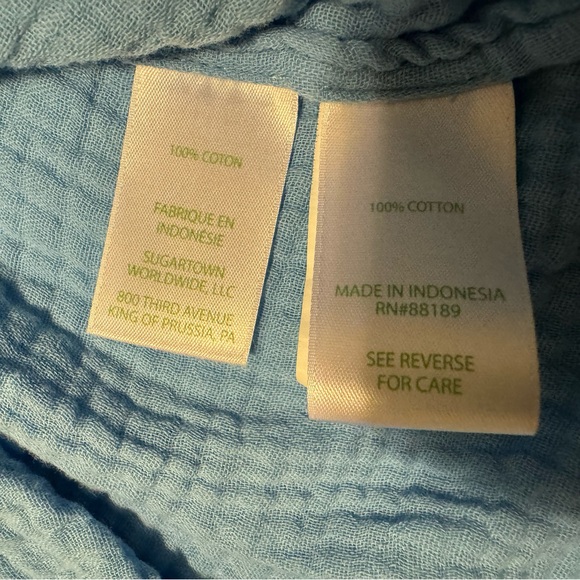 [LILLY PULITZER] Geanie Button-Down in ‘Frenchie Blue’ - Picture 8 of 10